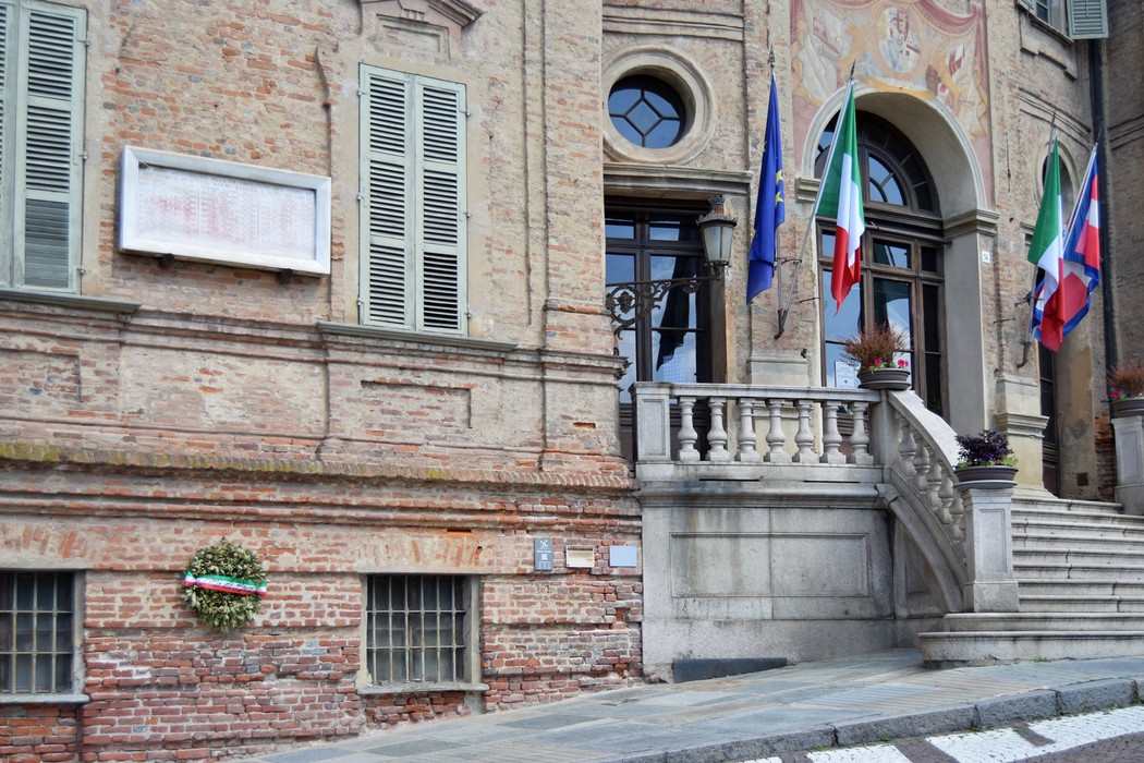 Lapide ai caduti partigiani, Comune di Bra (CN), foto 2