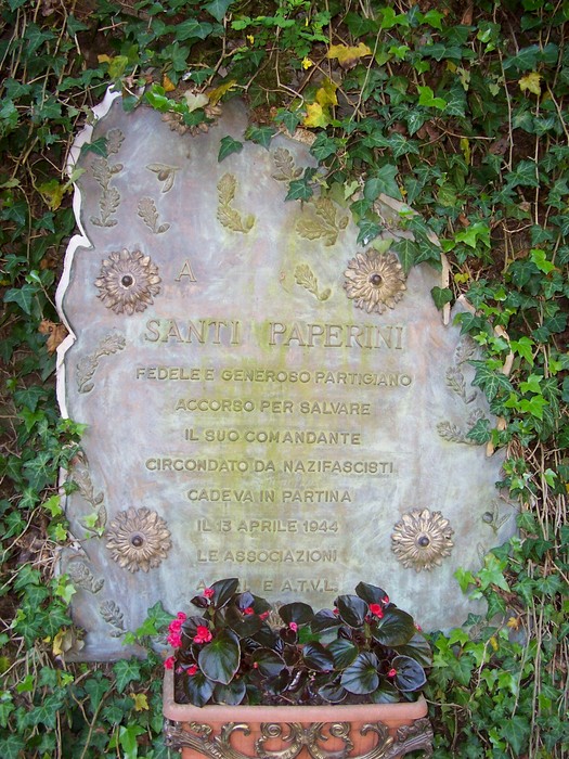 Area monumentale ai Caduti di Partina, dedicata a Santli Paperini, partigiano e simbolo di resistenza.