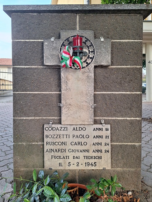 Cippo a Codazzi, Bozzetti, Rusconi e Ainardi, Comune di Carmagnola (TO), foto 3