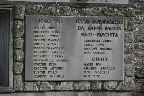 Monumento ai caduti di Badia Prataglia, memoriale dedicato alle vittime della guerra.