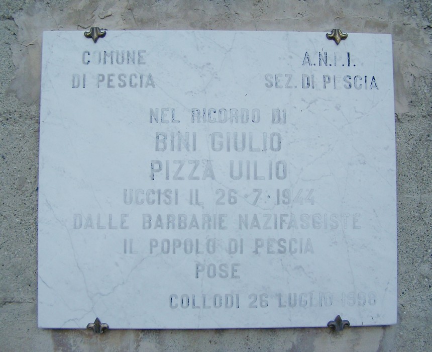 Lapide commemorativa a Collodi in memoria dei cittadini uccisi dalle forze nazifasciste nel 1944.