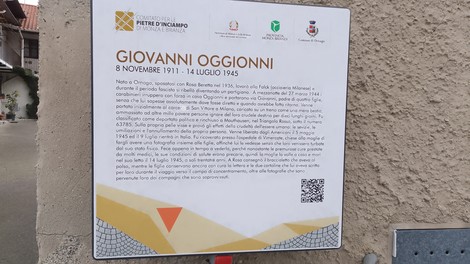 Pietra d'inciampo dedicata a Giovanni Oggioni, commemorativa della sua vita e del suo destino tragico.