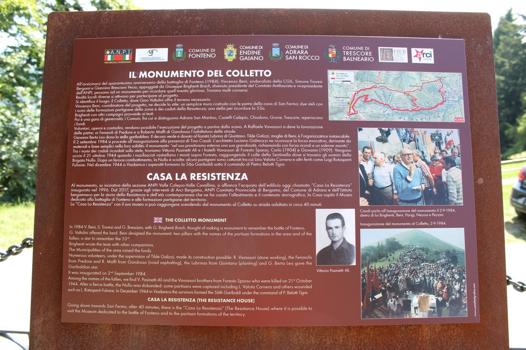 Descrizione del monumento del Colletto lungo la Strada della battaglia di Fonteno, con pannello informativo sulla resistenza.