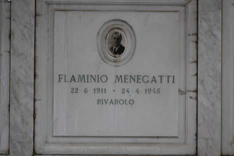 Sacrario dei partigiani di Torbella, commemorazione di Flaminio Menegatti con iscrizioni su marmo.