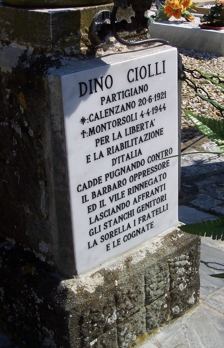 Sepolcro di Ciolli, commemorazione del partigiano Dino Ciolli, morto per la libertà nel 1944.