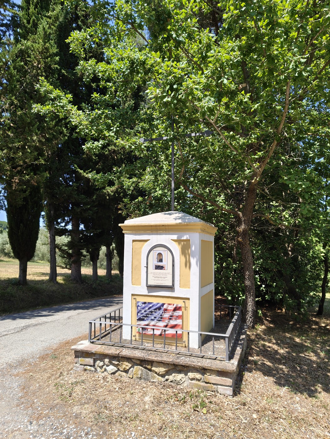 Edicola per i soldati americani caduti, Comune di Montescudaio (PI), foto 1
