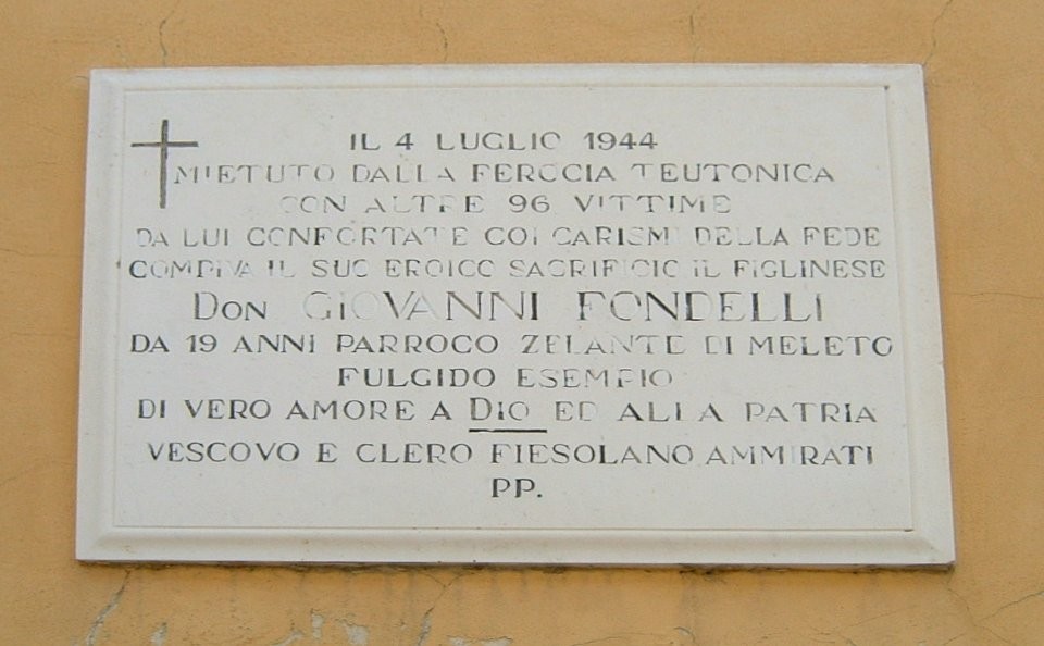 Lapide commemorativa dedicata a Don Fondelli, vittima della ferocia teutonica il 4 luglio 1944 a Fulgido.