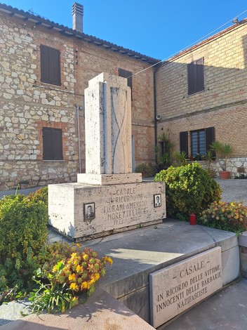 Monumento a Fiorani e Moretti, Comune di Montefalco (PG), foto 2