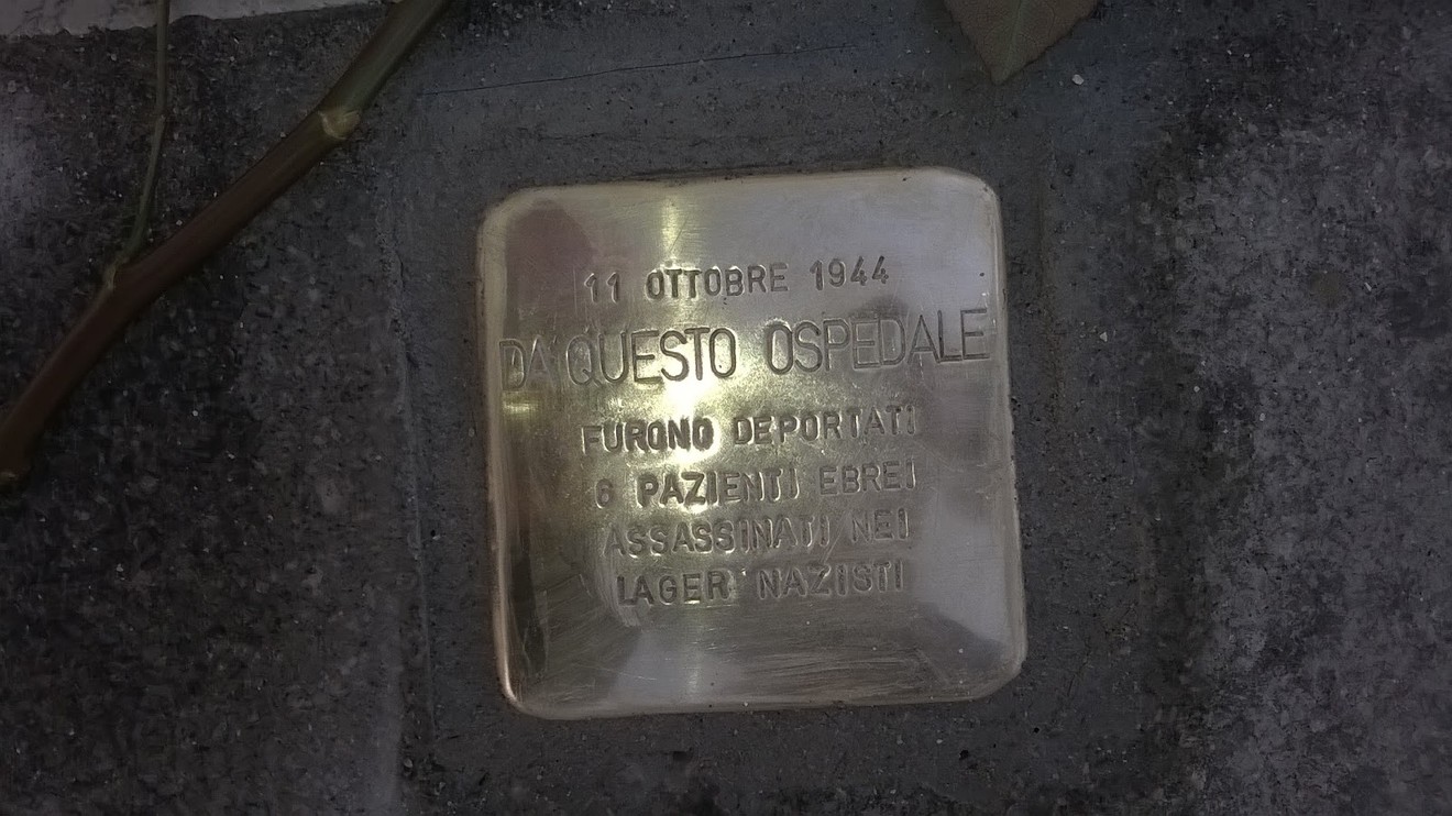 Pietra d'inciampo dedicata ai pazienti dell'ospedale psichiatrico deportati nel 1944.