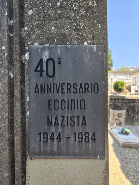 Cippo del cimitero di Meleto, Comune di Cavriglia (AR), foto 2