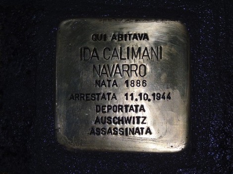 Pietra d'inciampo in onore di Ida Calimani, commemorando la sua deportazione ad Auschwitz.