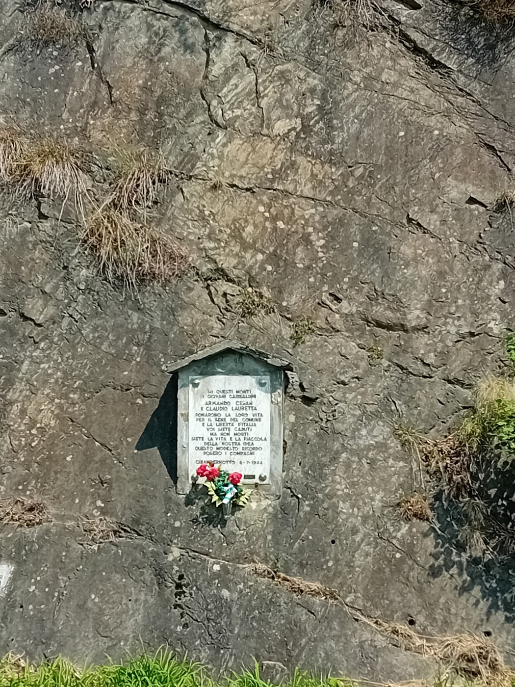 Lapide a Cesan e Lauretta, Comune di Ceres (TO), foto 1