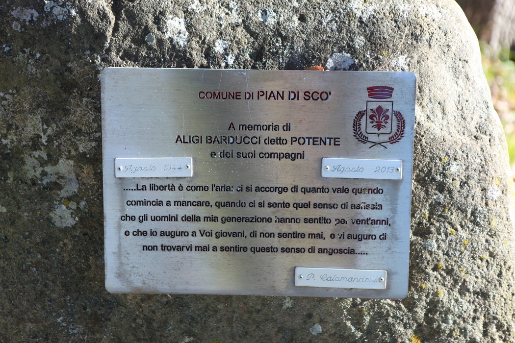 Cippo commemorativo ad Aligi Barducci, dedicato alla liberazione e ai suoi compagni di lotta.