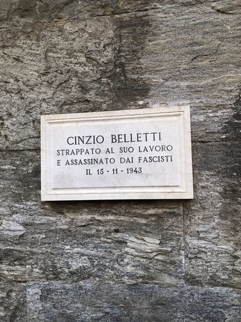 Lapide commemorativa dedicata a Cinzio Belletti, vittima del fascismo il 15 novembre 1943.
