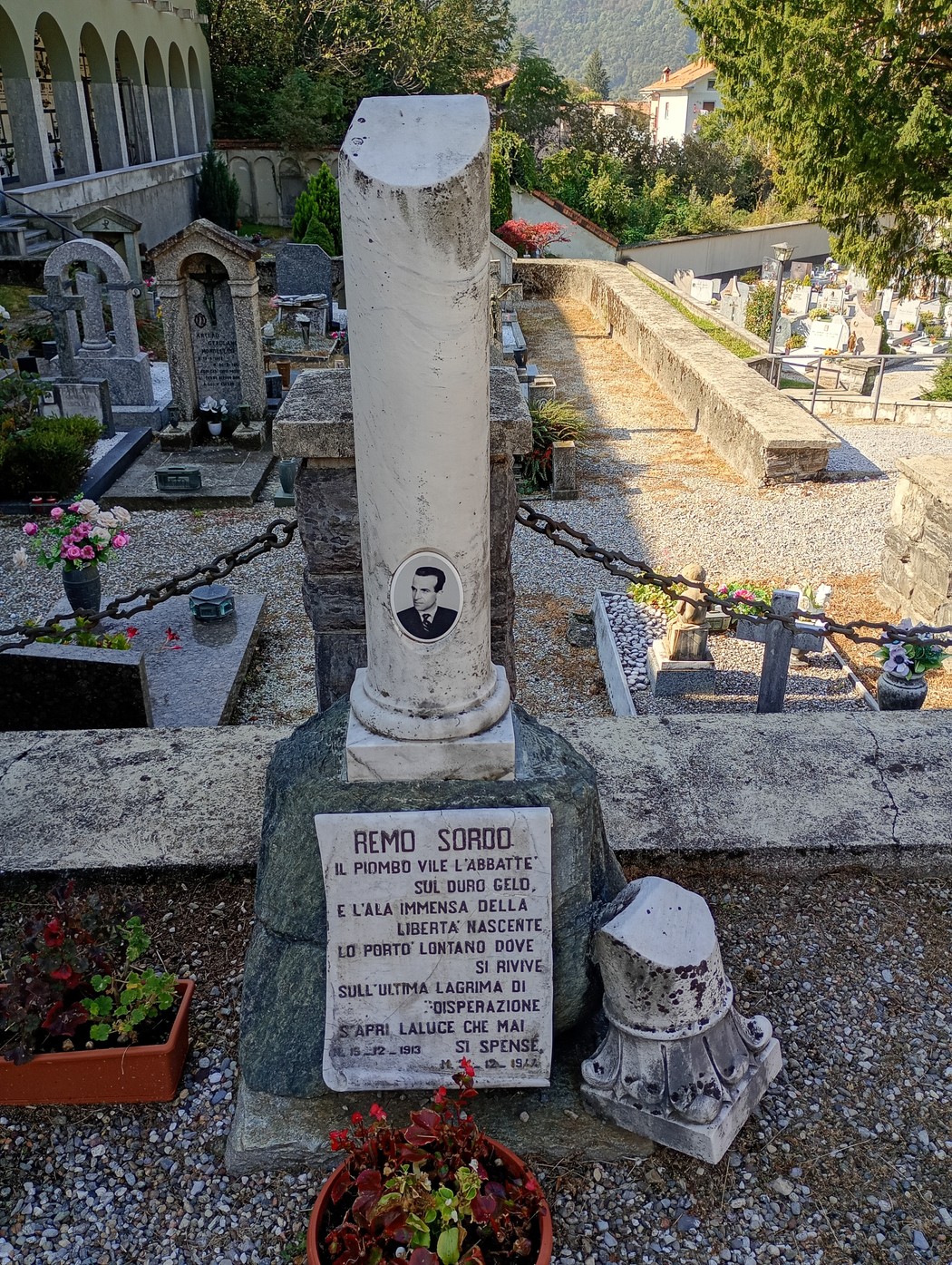 Tomba di Sordo, Comune di Canzo (CO), foto 1