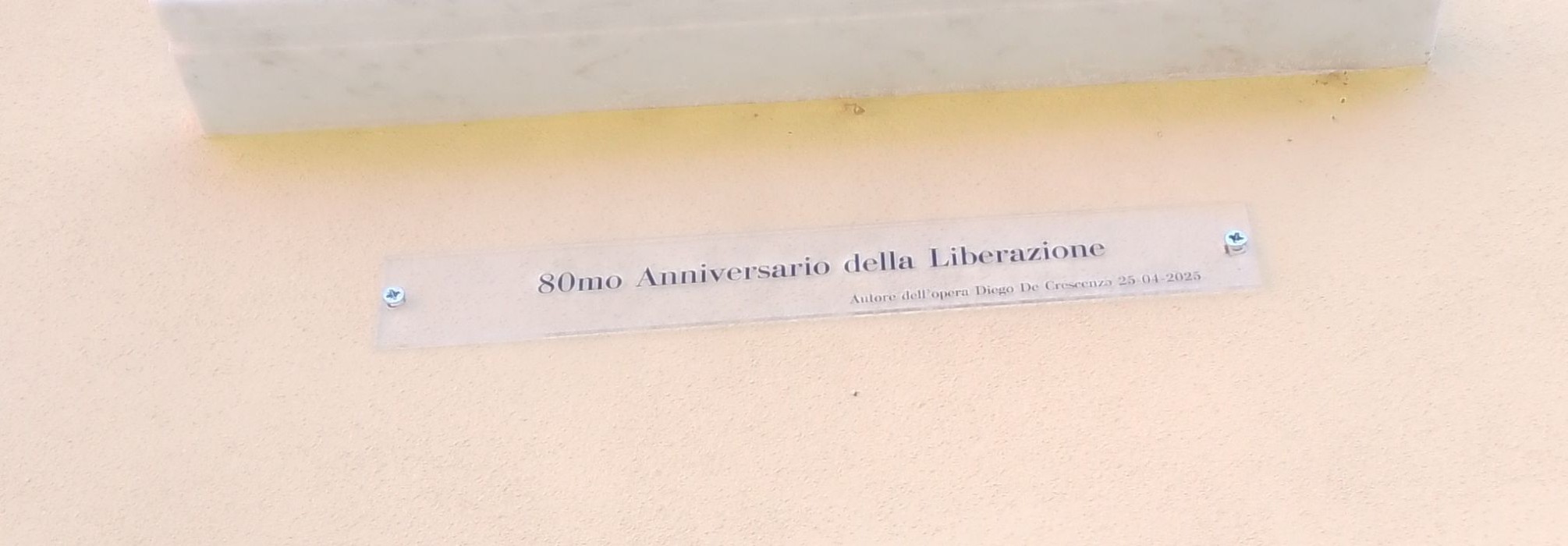 Busto commemorativo a Barzago per l'80° anniversario della Liberazione.