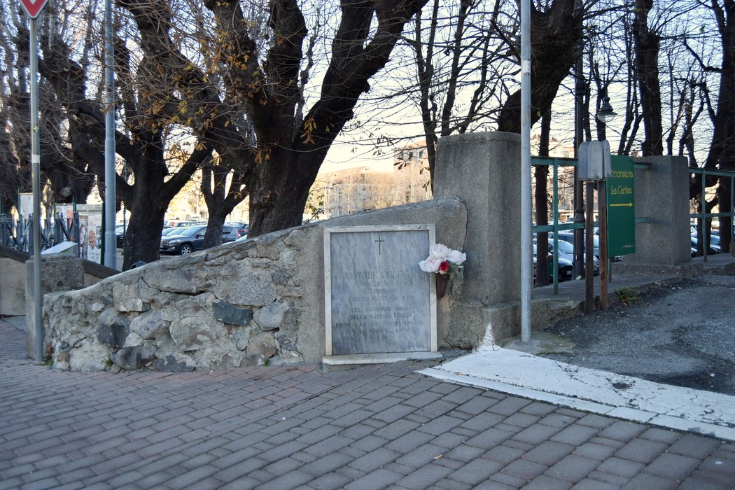 Lapide a Visianovich, Comune di Cuorgnè (TO), foto 2