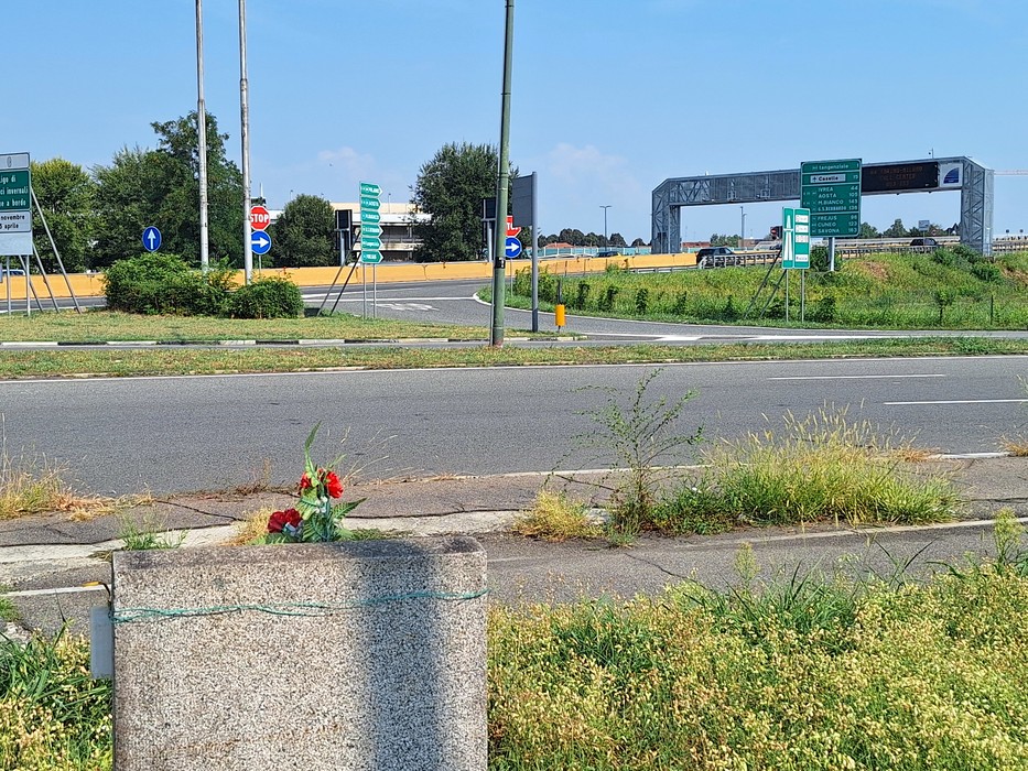 Cippo a tre partigiani sconosciuti, Comune di Torino (TO), foto 3