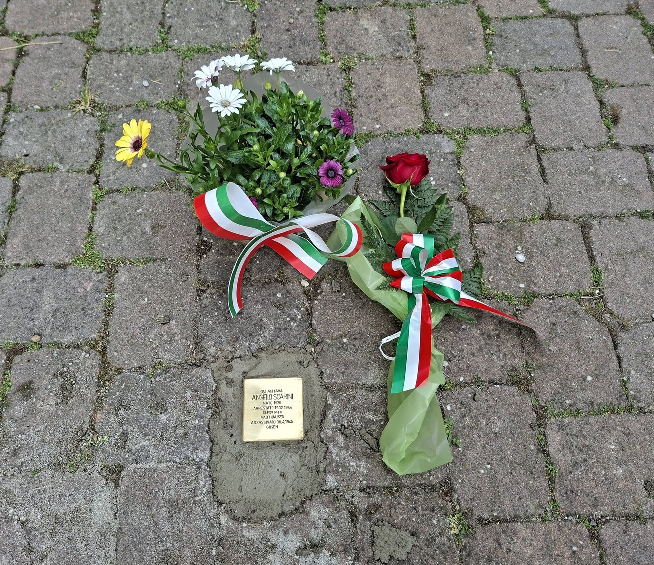 Pietra d'inciampo a Scarini, Comune di San Damiano al Colle (PV), foto 1