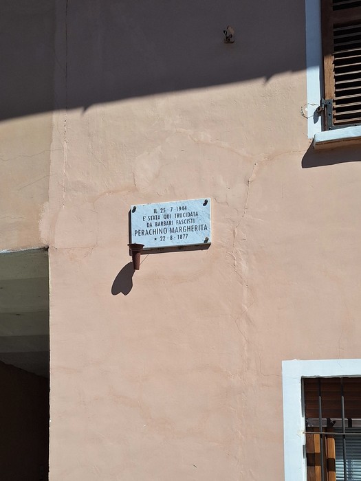 Lapide a Peracchino, Comune di San Gillio (TO), foto 2