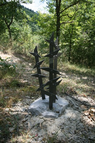 Monumento del Parco della Linea Gotica, simbolo della storia e della memoria del territorio.