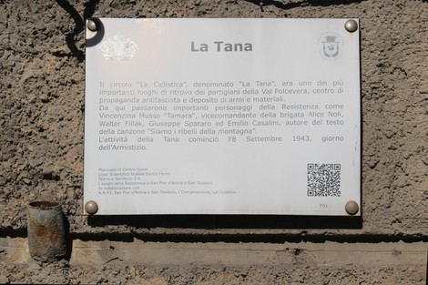 Targa a La Tana, Comune di Genova (GE), foto 1