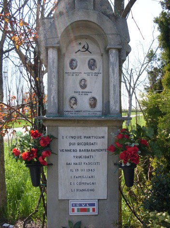 Monumento commemorativo ai partigiani Bompani e altri, eretto in memoria delle vittime della Resistenza.