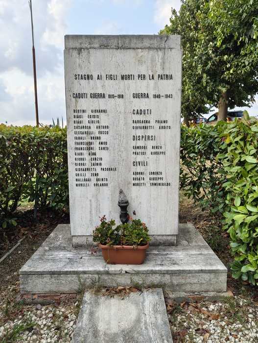 Monumento ai caduti di Stagno, Comune di Collesalvetti (LI), foto 2