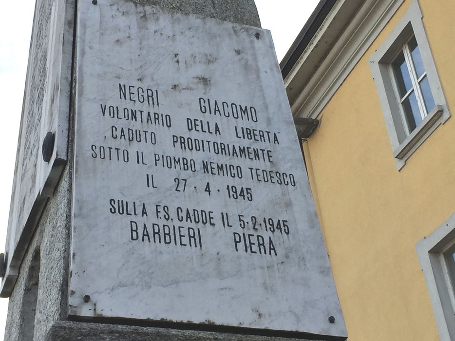 Monumento ai caduti di Siziano, commemorazione dei volontari della libertà.
