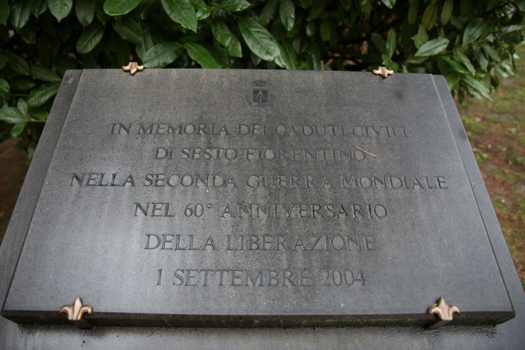 Cippo commemorativo dedicato ai caduti civili di Sesto Fiorentino nella Seconda Guerra Mondiale.