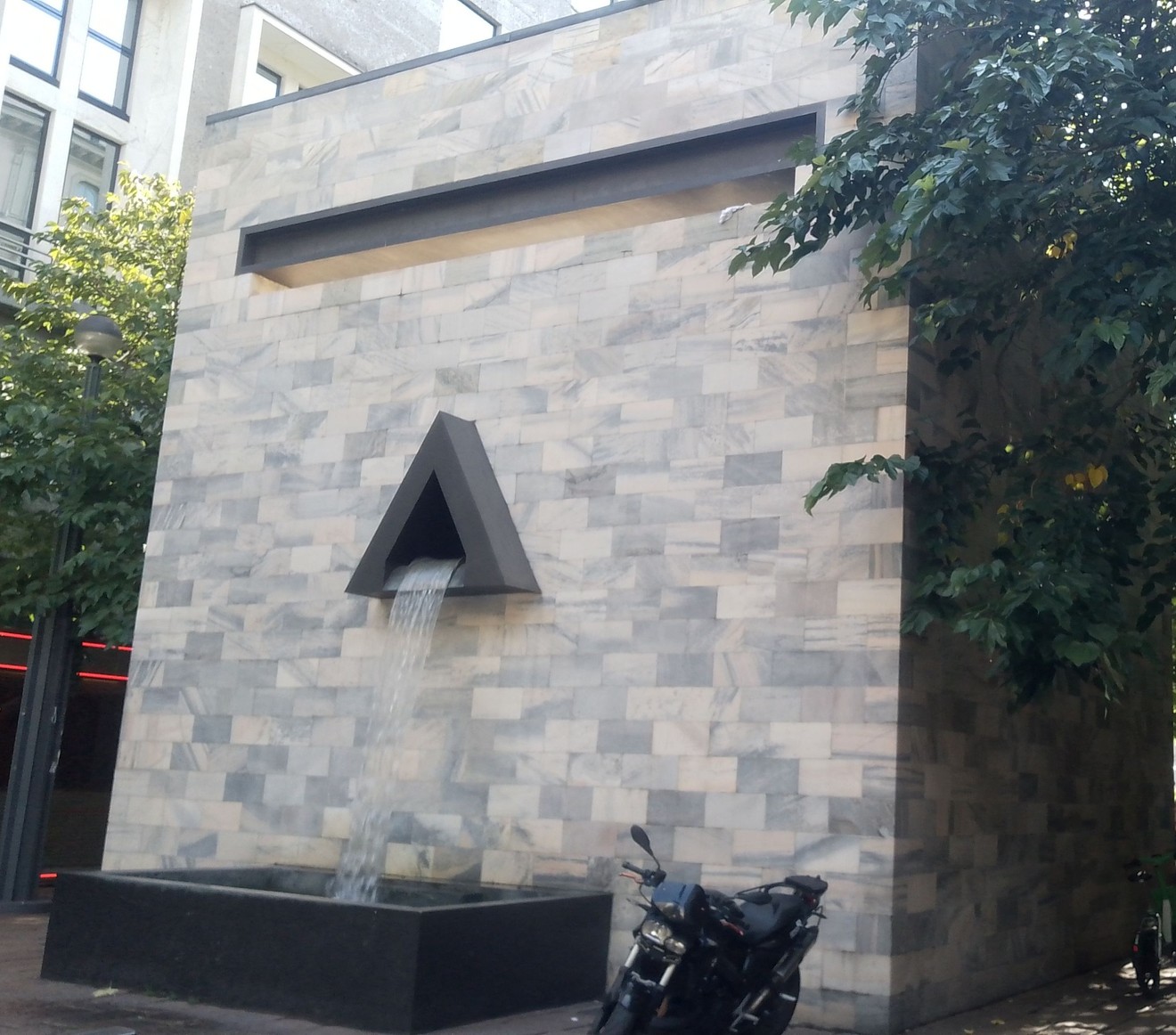 Monumento a Pertini, Comune di Milano (MI), foto 1