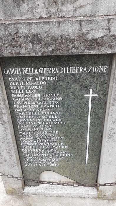 Monumento ai caduti della Cogne, in ricordo dei soldati della guerra di liberazione.