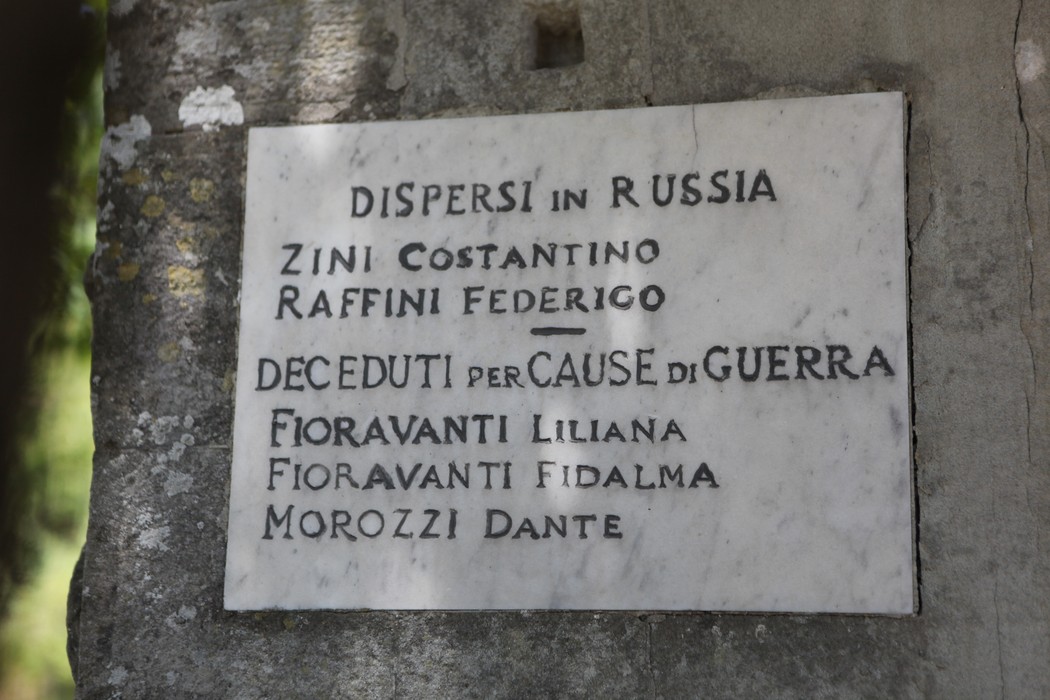 Tabernacolo di Caburaccia, memoriale ai dispersi in Russia e caduti, in memoria di valorosi della guerra.
