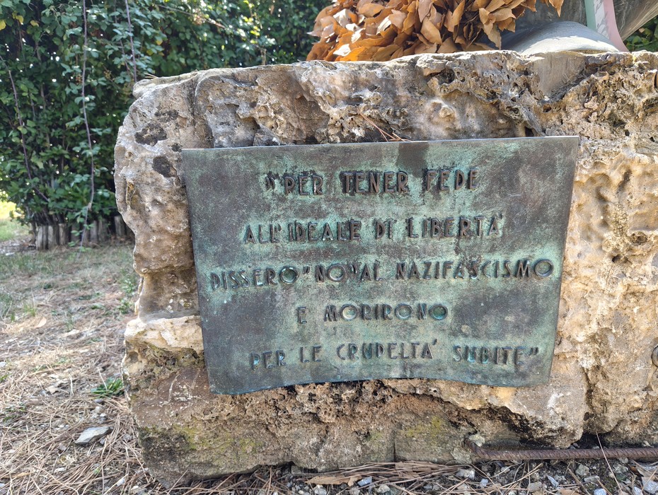 Monumento agli internati, Comune di Montevarchi (AR), foto 2