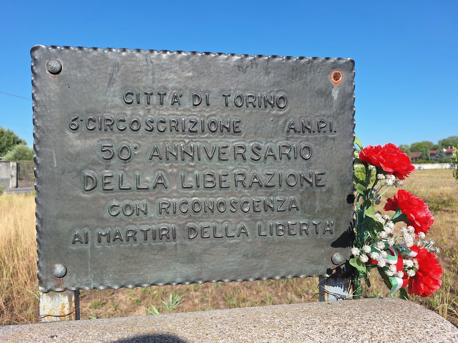 Cippo a tre partigiani ignoti, Comune di Torino (TO), foto 3
