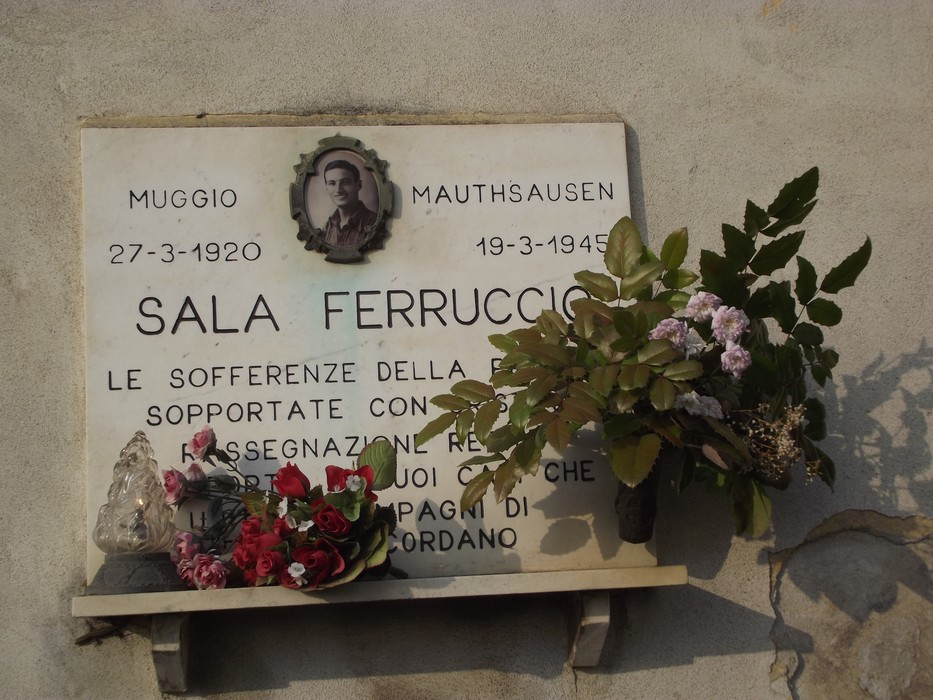 Lapide commemorativa ai partigiani di Bovisio Masciago, in memoria delle sofferenze e del sacrificio.