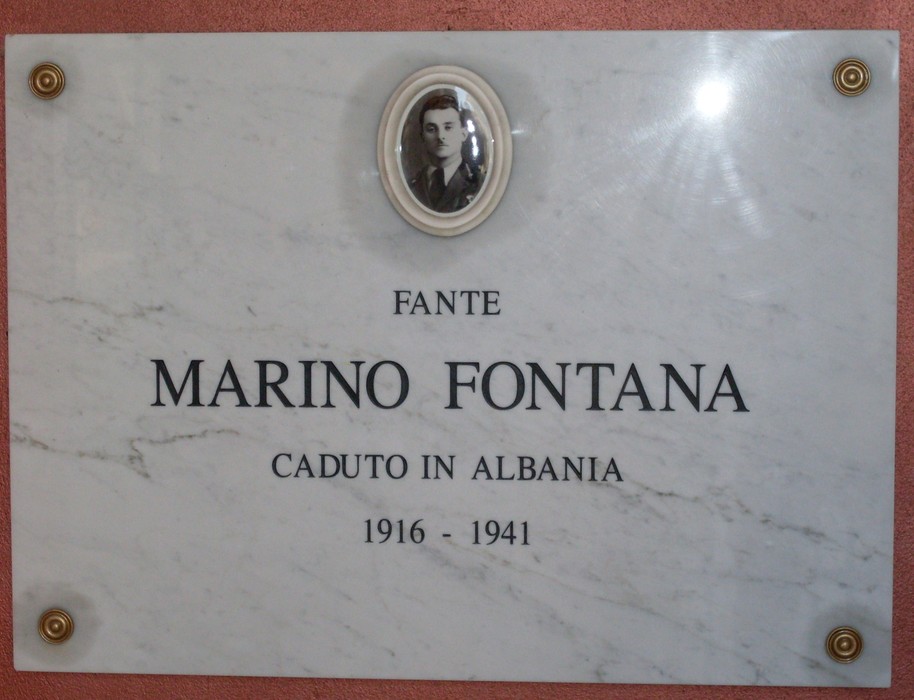 Sacrario ai Caduti per la libertà di Bibbiano, in memoria dei soldati caduti durante il conflitto.