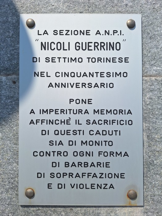 Monumento ai partigiani uccisi al ponte dell'autostrada, Comune di Settimo Torinese (TO), foto 2