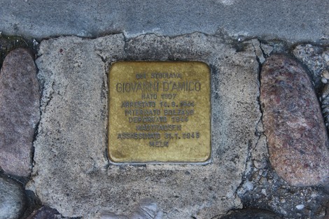 Pietra d'inciampo dedicata a Giovanni D'Amico, vittima della persecuzione nazista.