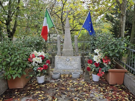 Cippo ai fratelli Artioli, Comune di Castelfranco Emilia (MO), foto 1