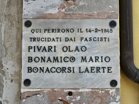 Lapide a Pivari, Bonamico e Bonaccorsi, Comune di Mesola (FE), foto 1