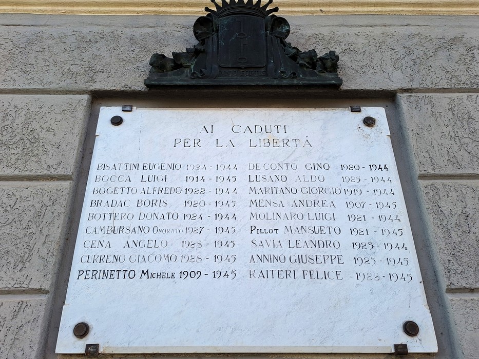 Monumento ai Caduti per la Libertà, Comune di Chivasso (TO), foto 2