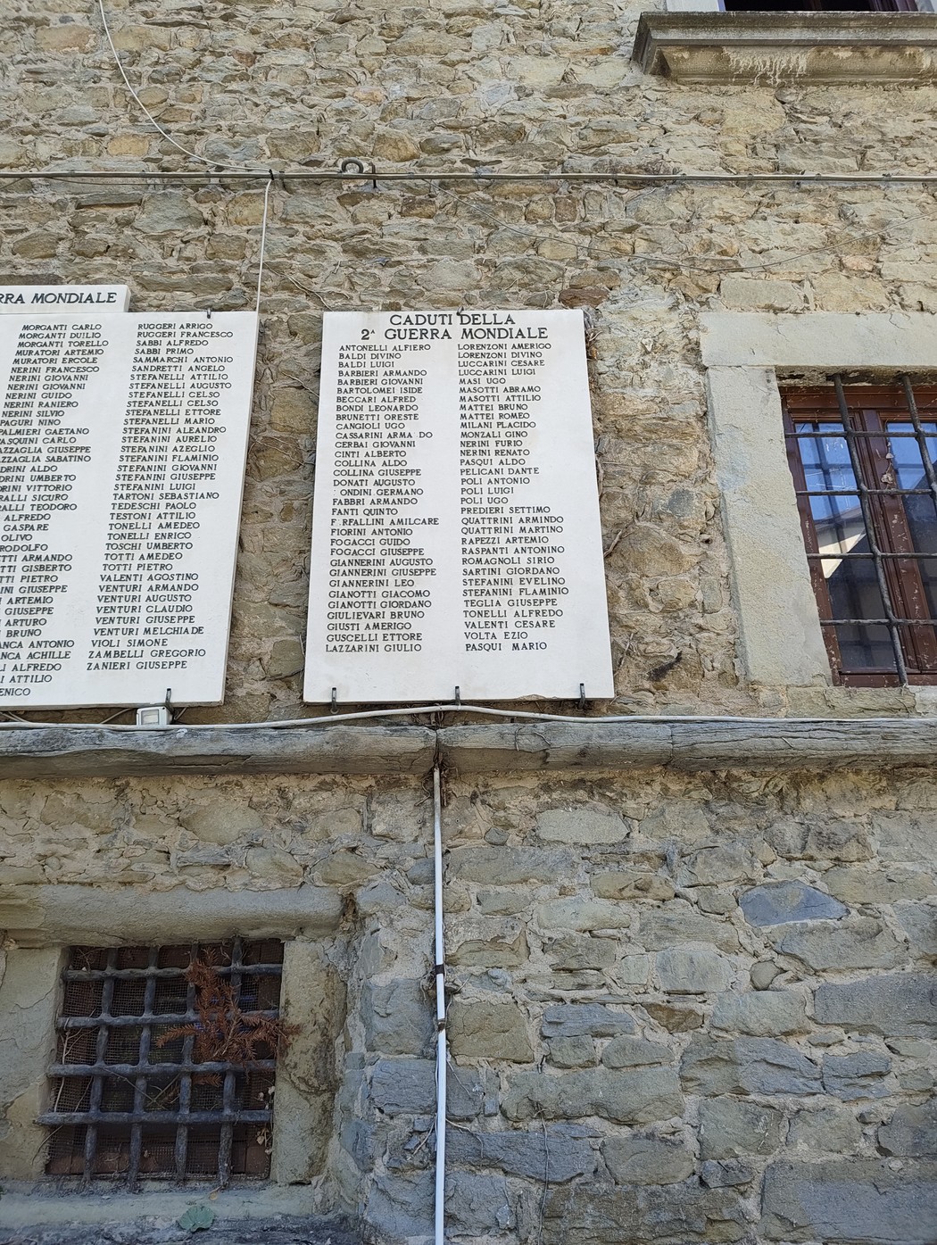 Lapide ai caduti, Comune di Castiglione dei Pepoli (BO), foto 1