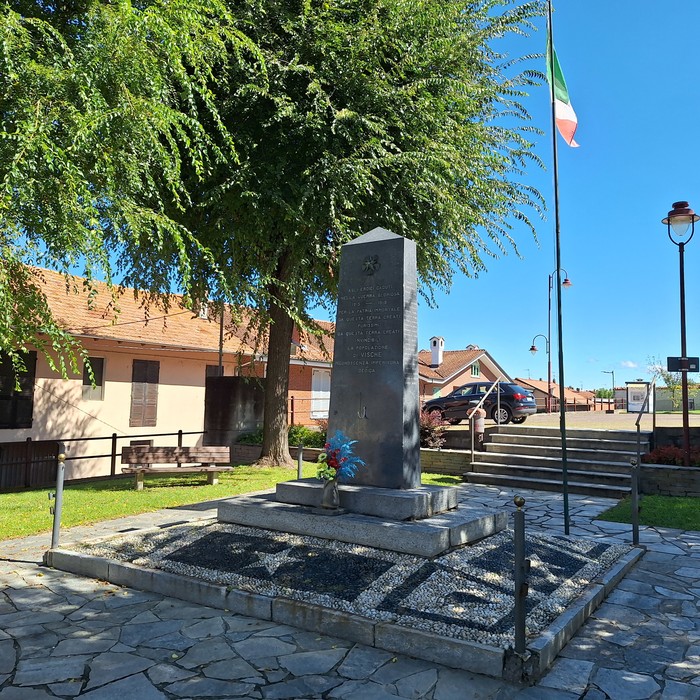 Monumento ai caduti, Comune di Vische (TO), foto 2