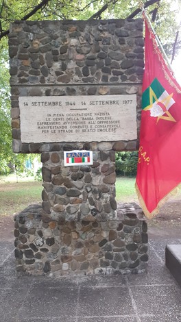 Monumento commemorativo del 14 settembre 1944, memoria della resistenza contro l'occupazione nazista.