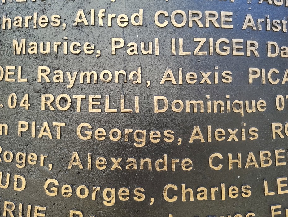 Monumento ai resistenti e agli ostaggi, Francia, foto 9
