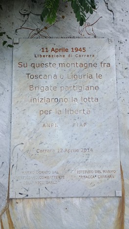 Stele alle Brigate Partigiane, Comune di Carrara (MS), foto 2