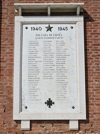 Lapide ai Caduti, Comune di Jolanda di Savoia (FE), foto 1