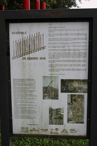 Memoriale commemorativo del 29 gennaio 1945, con dettagli storici e immagini significative.