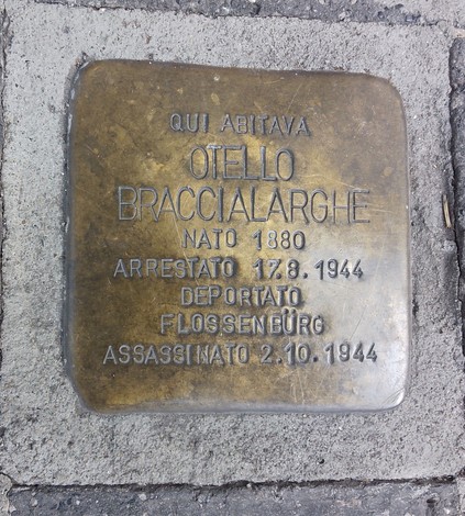 Pietra d'Inciampo che commemora Otello Braccialarghe, vittima della deportazione e dell'antisemitismo.